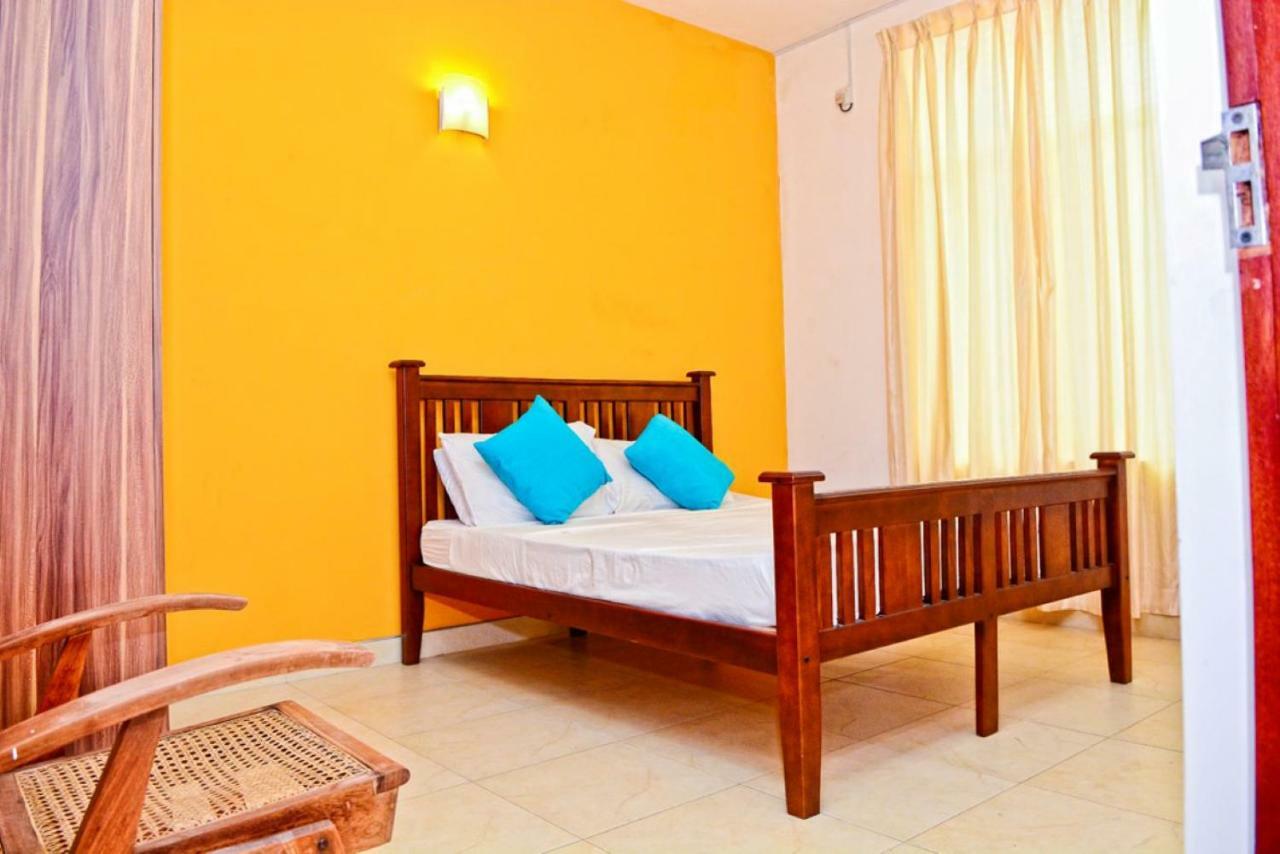 Furnished Apartment At Colombo Suburbs Nawala Rajagiriya Bagian luar foto