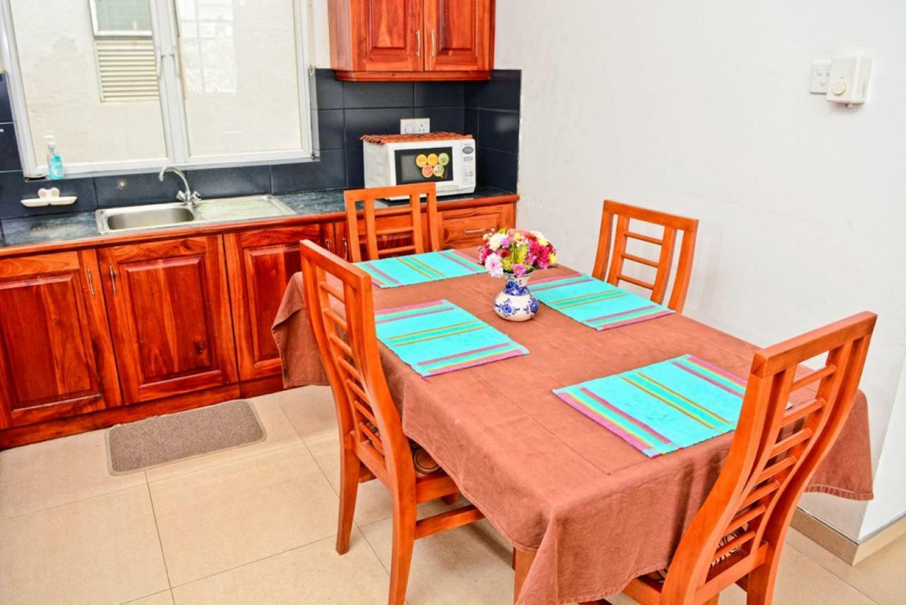 Furnished Apartment At Colombo Suburbs Nawala Rajagiriya Bagian luar foto