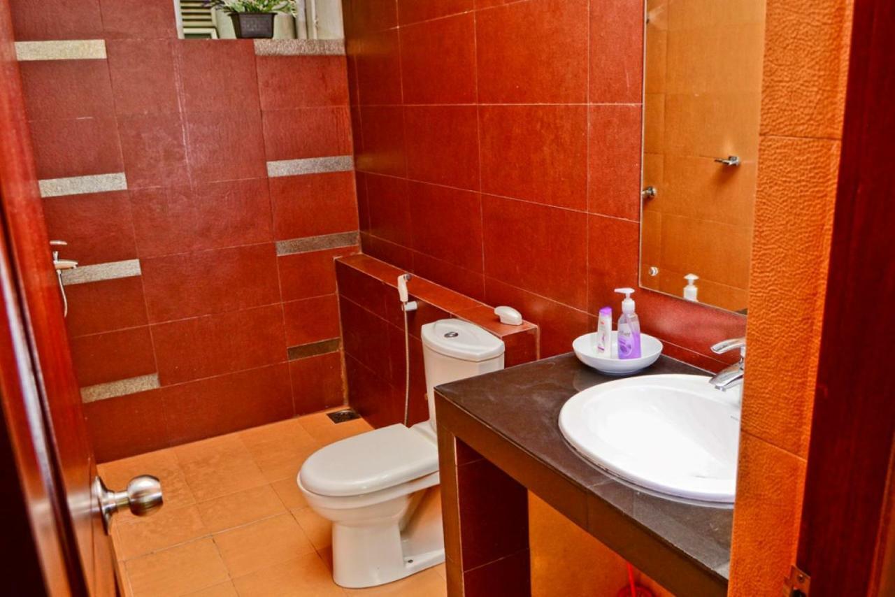 Furnished Apartment At Colombo Suburbs Nawala Rajagiriya Bagian luar foto