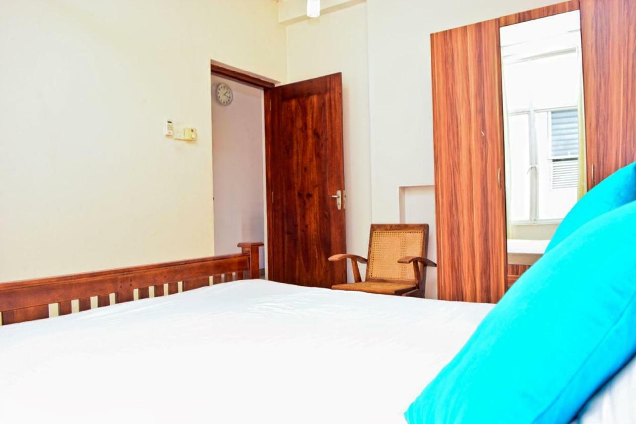 Furnished Apartment At Colombo Suburbs Nawala Rajagiriya Bagian luar foto