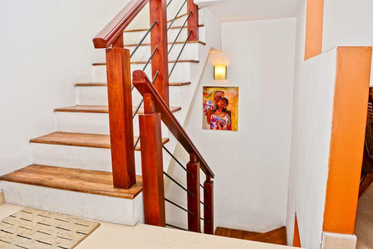 Furnished Apartment At Colombo Suburbs Nawala Rajagiriya Bagian luar foto